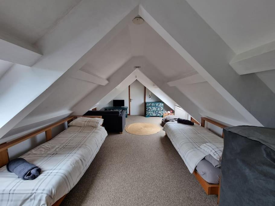 Holiday home Yr Hen Efail *